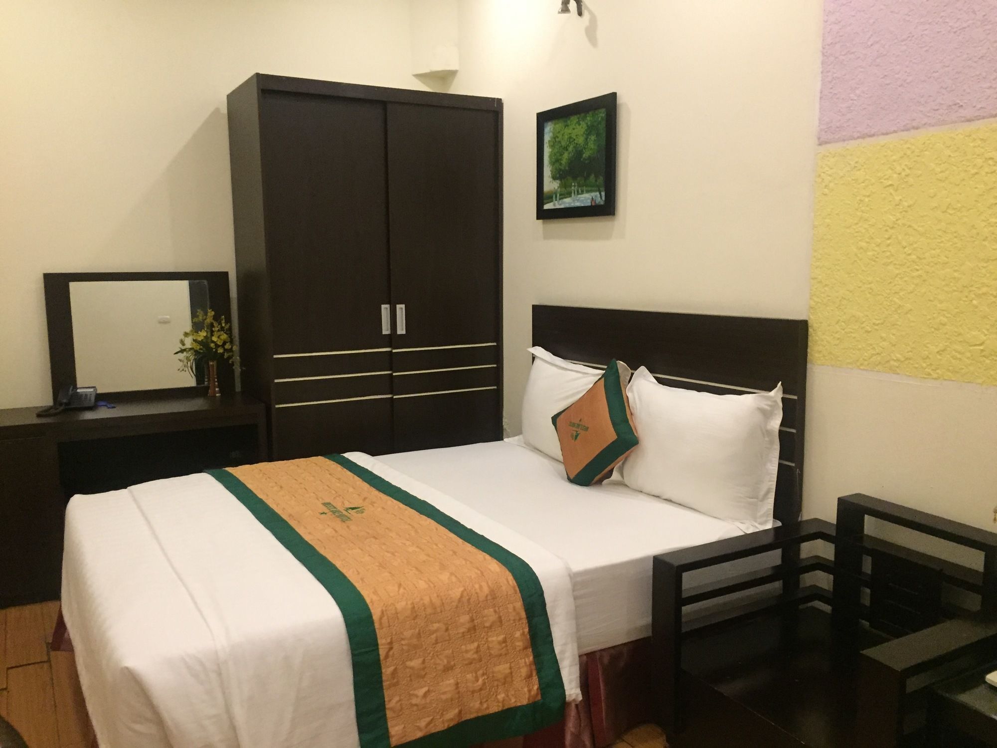 Oyo 279 West Lake Hotel Hanoï Extérieur photo